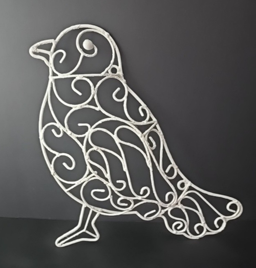 13 1/2 x 13 Chippy Shabby Chic White Wire Bird Garden Wall Hanging